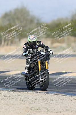 media/Jan-15-2026-Racers Edge (Thu) [[dfebeb70ab]]/2-A Group/Session 5 Turn 2/